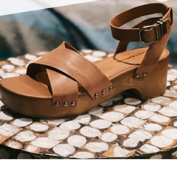 Lucky Brand Platform Brown Leather Sandals - Picture 8 of 8